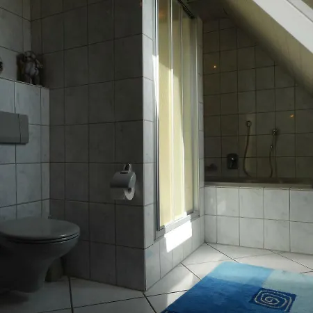 Modernes Der Besonderen Art Mit Garten Tatil Evi *